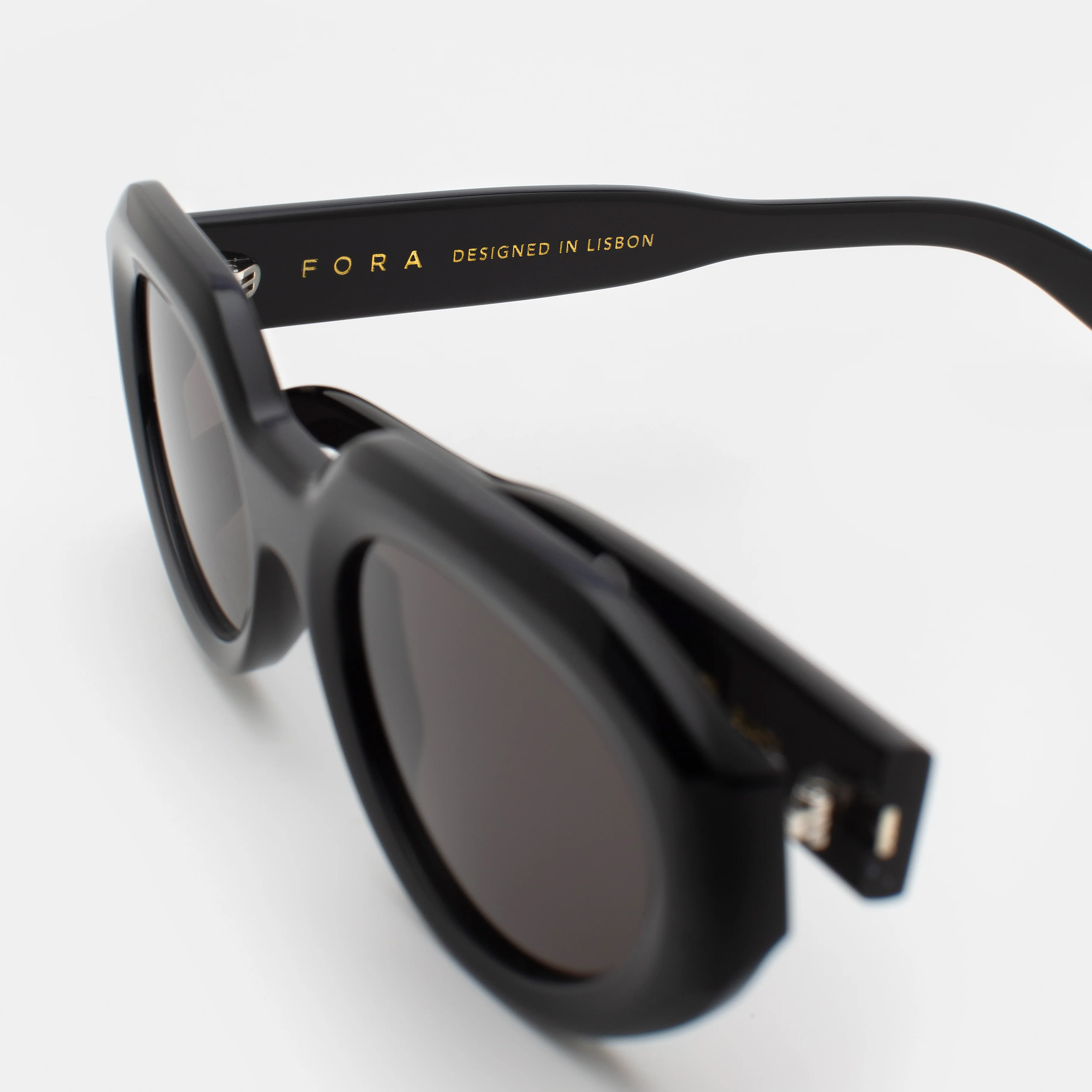 Charmer - Image 15