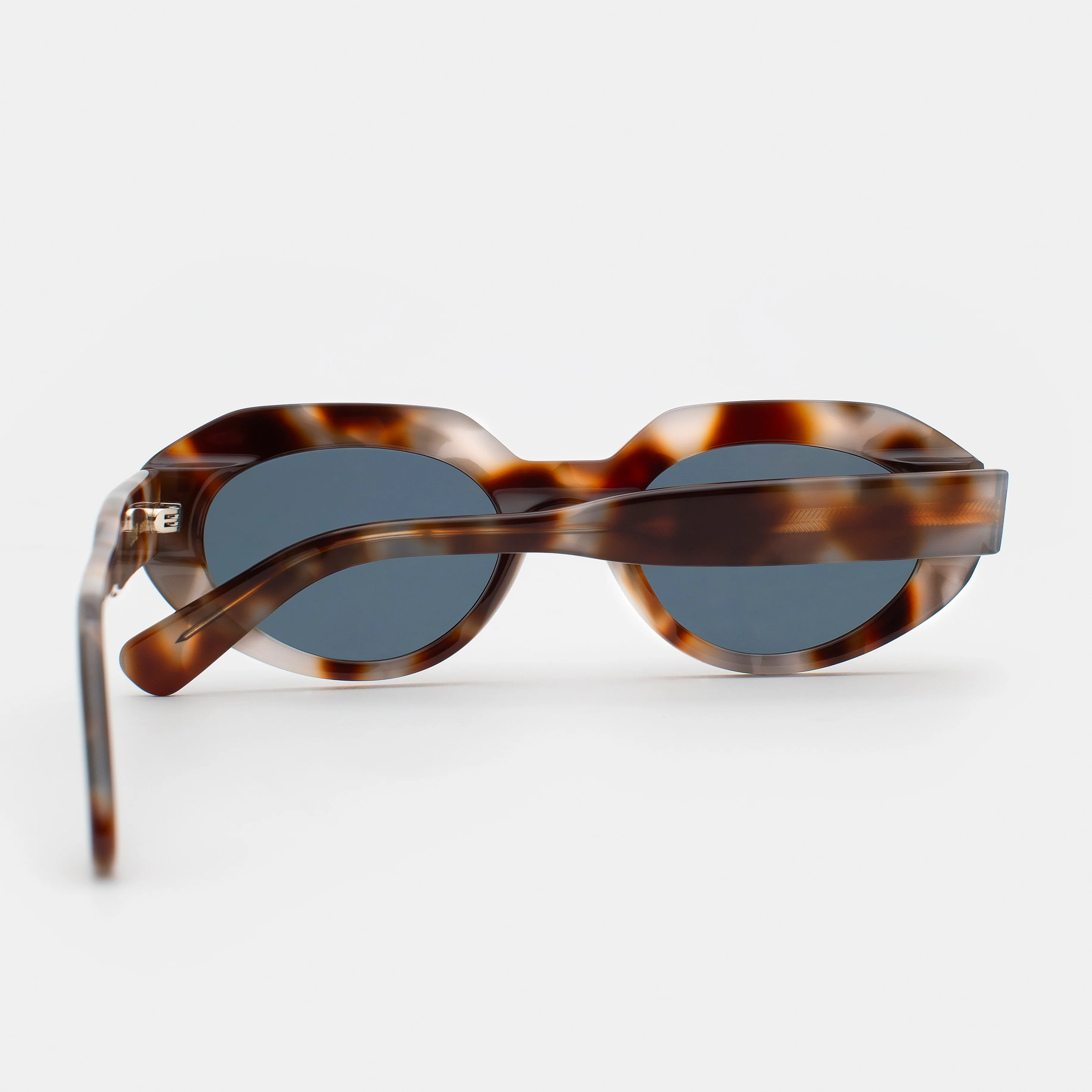 Charmer - Image 18
